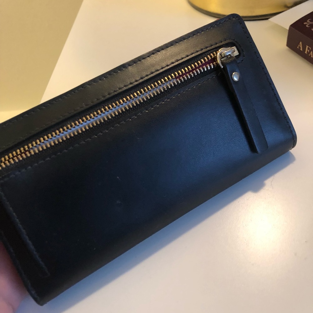 Kate Spade Wallet - Picture 3 of 3